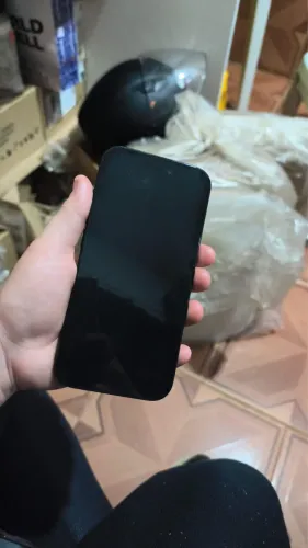 iPhone 15 preto