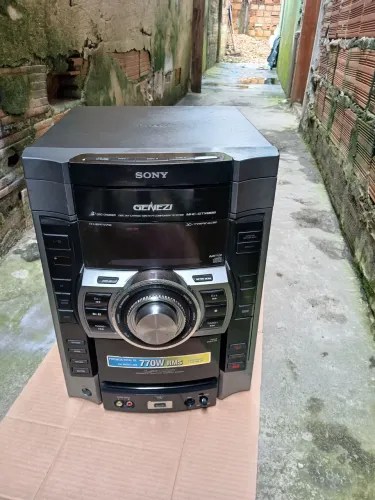 Gabinete do som sony gtx888. Vasio sem peças ou placas