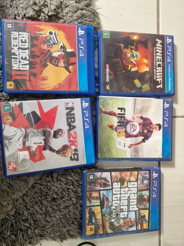 Jogos Ps4 (Minecraft, fifa 15, gta 5, red dead redemption 2, nba 2k18)