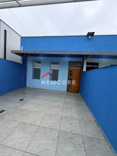 Casa em Avenida Emílio Manzano Lhorente - Balneário dos Golfinhos - Caraguatatuba/SP