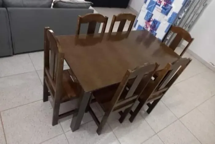 Mesa 6 cadeiras