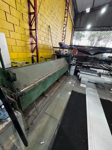 Dobradeira de Chapa 3 metros