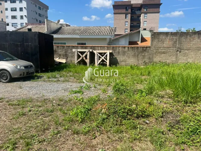 Terreno a venda localizado no bairro Amizade