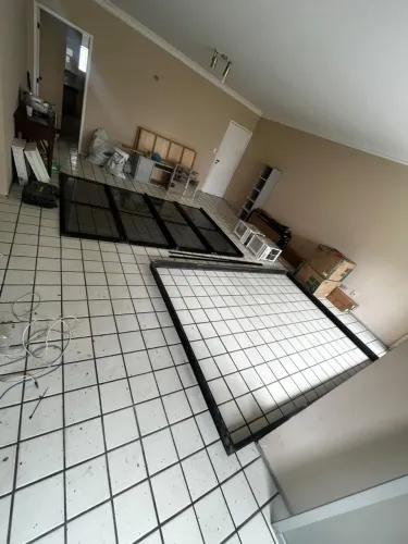 Vende-se porta 4 folhas