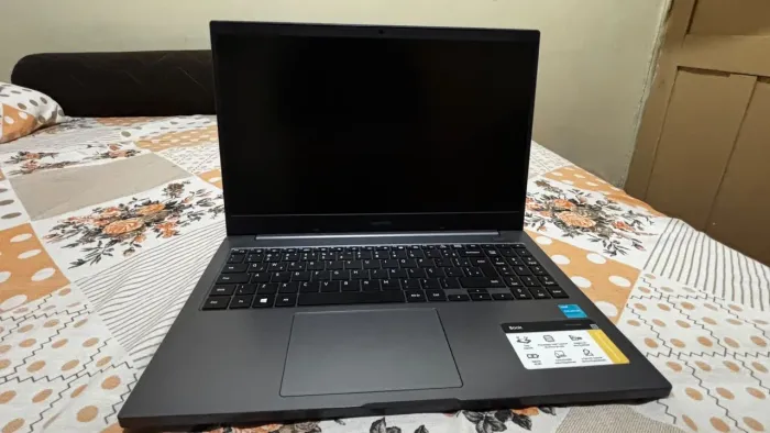 > Notebook Samsung Book 15.6" - Celeron N4505 - 4GB - SSD 256GB - Sem Detalhes - Original