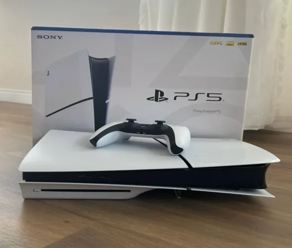 Ps5 Slim com leitor de disco