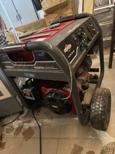 Vendo gerador Briggs & stratton ELITE series 8000/10000