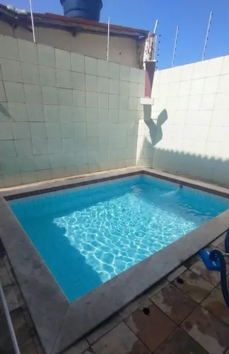 Limpeza de piscinas
