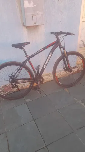 Vende-se bicicleta oggi hacker