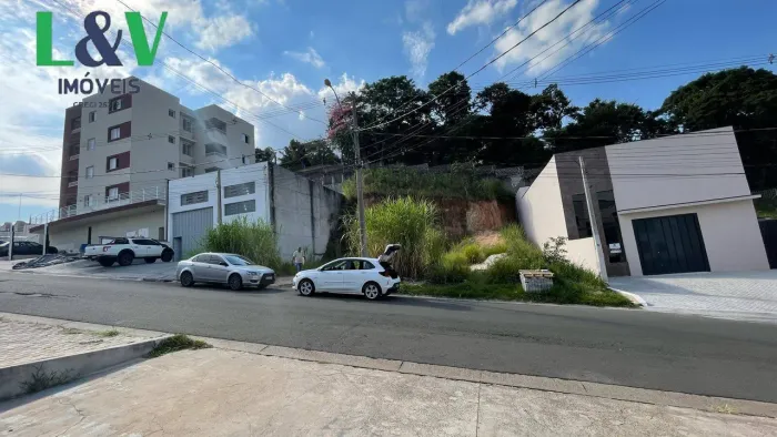 Terreno residencial e/ou comercial no Quinta de Videiras - Oportunidade