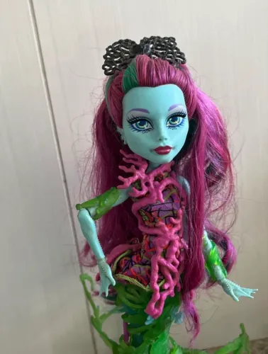 Boneca Monster High Posea Reef