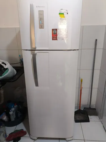 Geladeira Frost Free Em perfeito estado