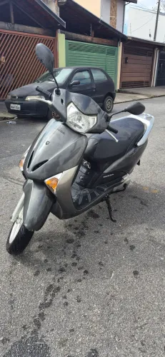 RARIDADE - HONDA LEAD 110 ano 2010 em ótimo estado - baixíssimo KM