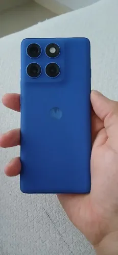 Troco moto Edge 60 Pro por Iphone