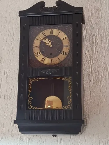 Relógio carrilhão de parede marca Silco.Ótimo estado ,usado, 40 anos. Único dono.