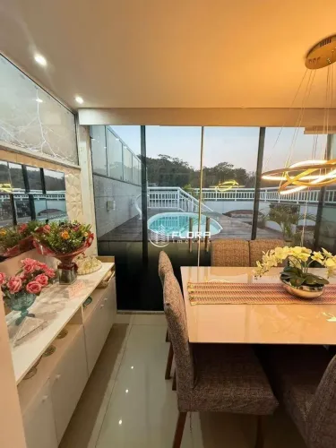 Cobertura com 4 dormitórios à venda, 144 m² por R$ 850.000,00 - Maria Paula - São Gonçalo/