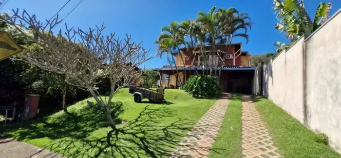 CASA À VENDA - CONDOMÍNIO COLINAS DO ERMITAGE - SOUSAS - ACEITA FINANCIAMENTO
