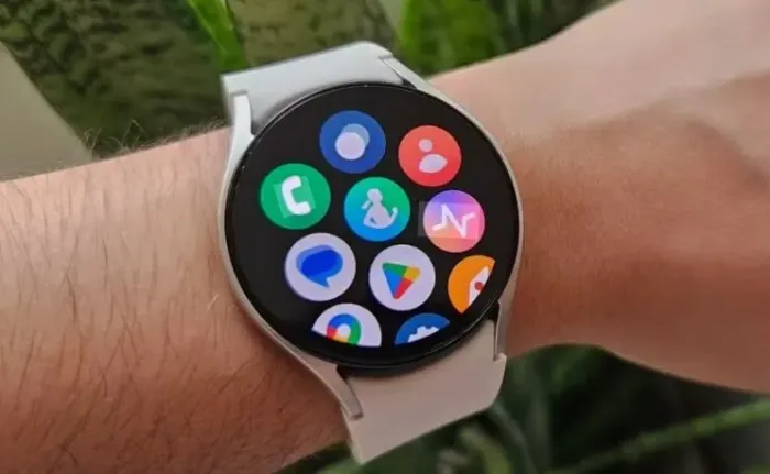 Galaxy watch 4, 44mm prata