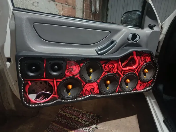 Vendo som Automotivo completo o separado , Som está no carro ainda