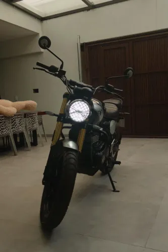 Novíssima Triumph Scrambler 400x