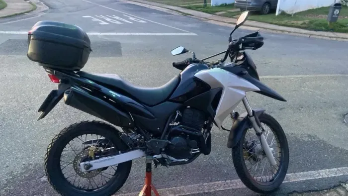 Moto Honda XRE 300 2018 Preta Pronta pra transferir