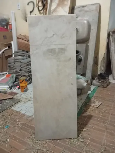 Pedra para Balcão: 35 cm largura/98,5 cm comprimento 