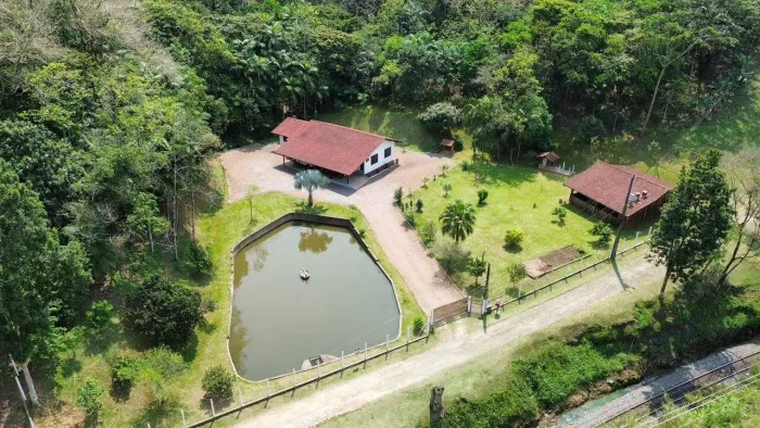 Sitio/Chácara à venda em Corupá (Bomplandt) 38.682,25 m² de terreno