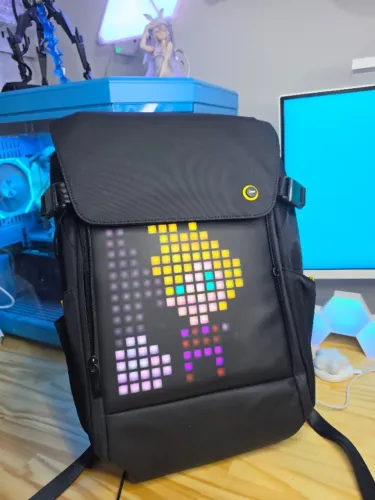 Mochila Divoom Pixoo Backpack-M Smart LED com display Pixel Art
