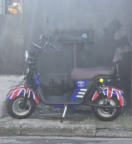 Scooter elétrica Harley16