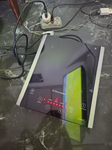 Cooktop de indução Electrolux 127v