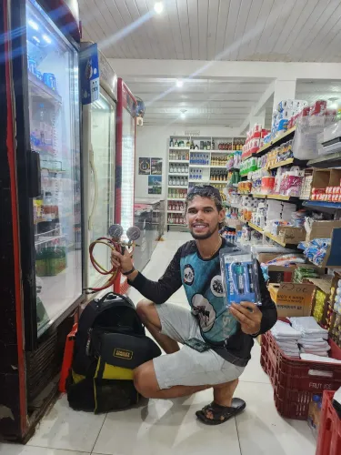 Tecnico de expositores e bebedouros