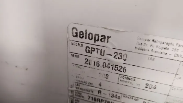 Geladeira Gelopar