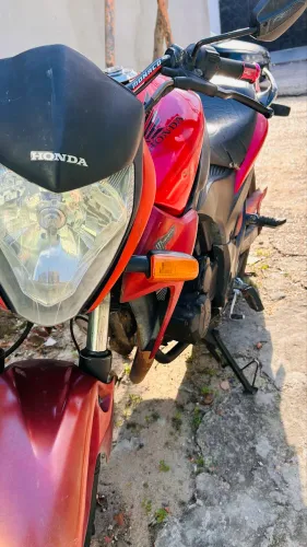 CB 300 Só no ponto de Transferir