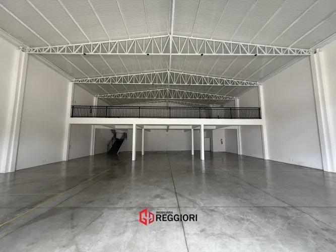 LOCAÇÃO GALPÃO 632m² RIO PEQUENO CAMBORIU