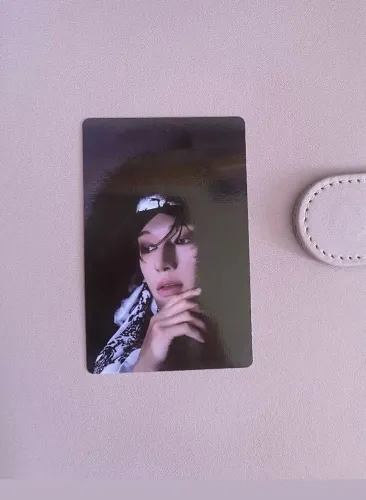 photocard oficial Wooyoung ATEEZ <br> "GOLDEN HOUR: Part.4"<br> "GOLDEN HOUR: Part.4"<br>