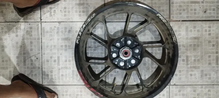Pra sair hoje. Roda da fazer 250 .