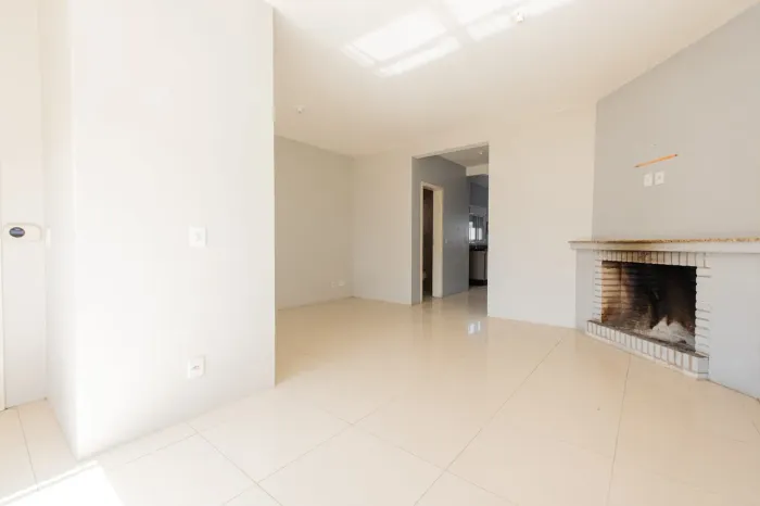Casa para venda no Fragata, Pelotas: 330 m², 4 quartos (sendo 1 suíte), cozinha com armári