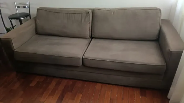 Vendo sofá semi novo !
