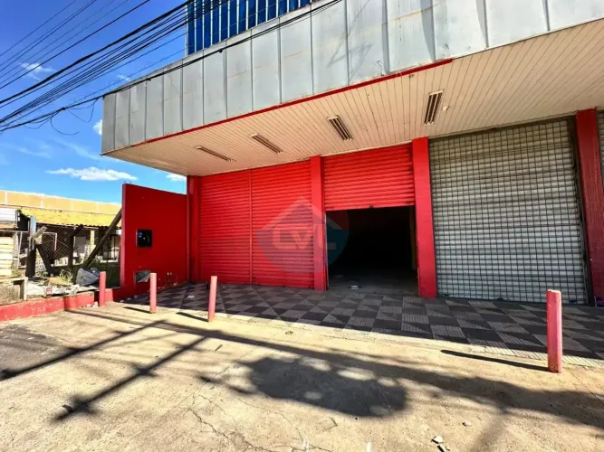 EXCELENTE BARRACÃO LOCALIZADO NA ARCHIMEDES PEREIRA LIMA, BAIRRO SANTA CRUZ. codigo: 32846