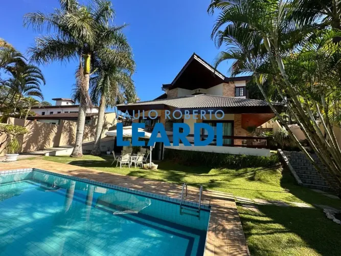 CASA EM CONDOMÍNIO - ARUJAZINHO 1, 2, 3 - SP
