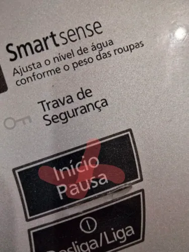 Vendo uma máquina de lavar roupa Panasonic só tá com um defeito o botão ? de inicia