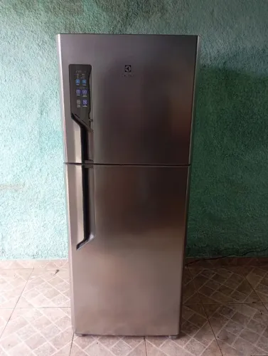 Geladeira Electrolux inox Frost Free 431 L