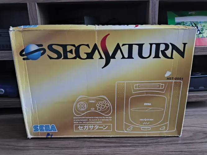 Sega Saturn com caixa e manuais original
