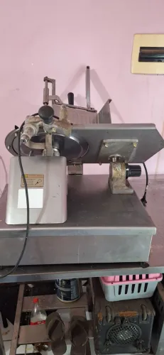 Vendo fatiador prifissional automatico