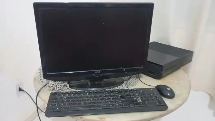 Vende-se Xbox one funcionando tudo