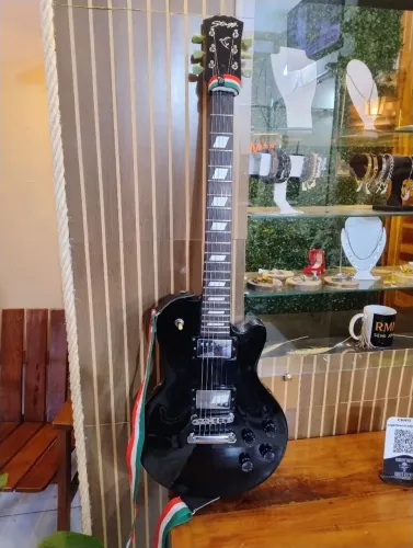Guitarra Stagg Les paul 