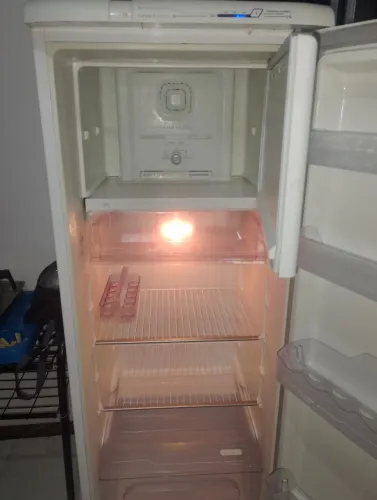 Geladeira Electrolux Semi nova