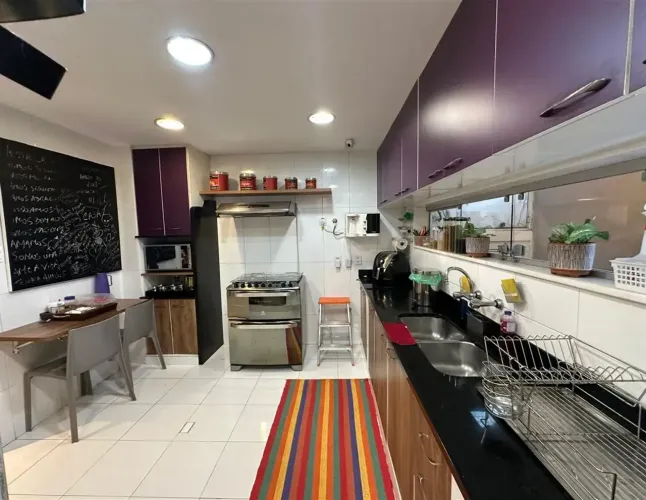 Casa de 280 m² com 4 quartos em condomínio fechado na Barra da Tijuca - Rio de Janeiro - R