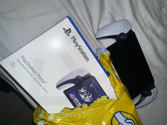PlayStation Portal 2 meses de uso ! GARANTIA E QUASE NUNCA USADO.