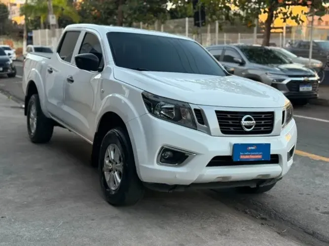 Nissan Frontier S CD 4X4 2.3 TB Diesel Mec. 2021